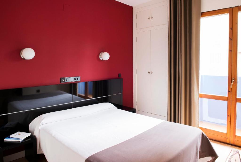 Hospedium Hostal Un Punto Chic Huesca Exteriér fotografie